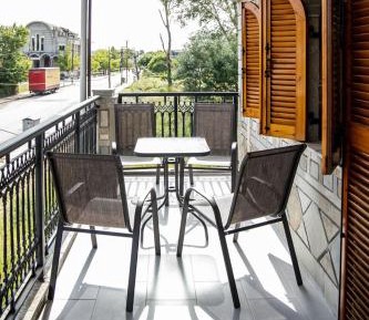 Three-Bedroom Premium Apartment with Balcony