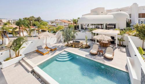 Private Pool Loft Suite