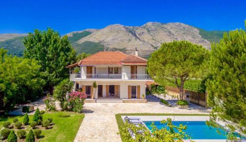 Five-Bedroom Villa