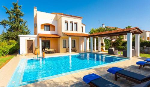  Villa with Private Pool