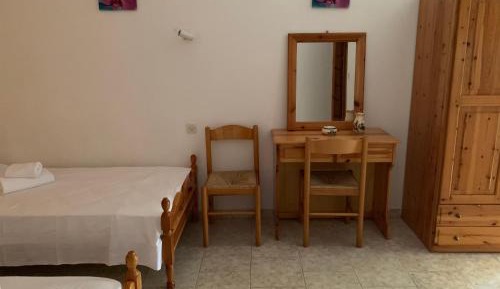 Double or Twin Room with Mountain View