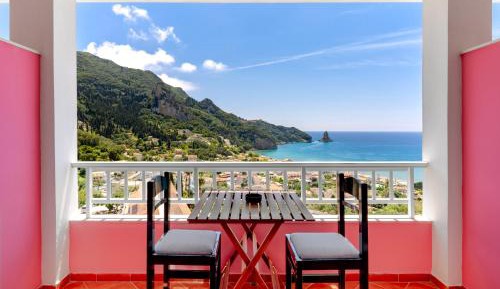 Quadruple Room with Sea View