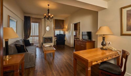 Suite with Panoramic Sea View