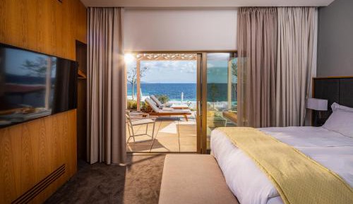 Deluxe Bungalow with Sea View