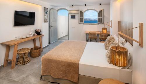 Double Room with Outdoor Hot Tub and Sea Caldera Volcano View