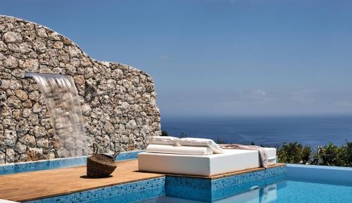 Cave Suite with Sea view
