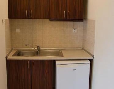 Studio (2 Adults)