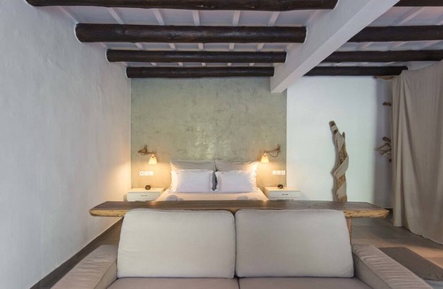 Moni Hotel | Monastery Estate Guesthouse
