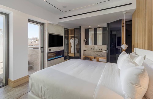 Heraklion Hotel | Ethereal White Resort Hotel & Spa - Adults Only