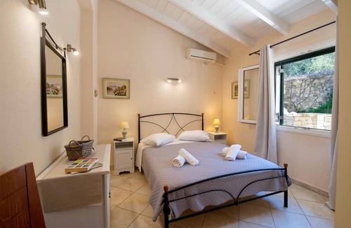 Makratika Villa | Maritina Villa - 2 BR House Surrounded by Olive Groves