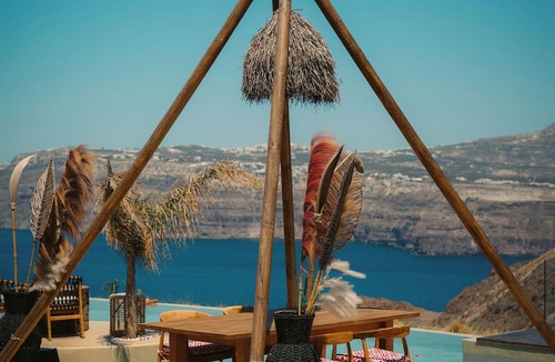Akrotiri Hotel | Divino Caldera