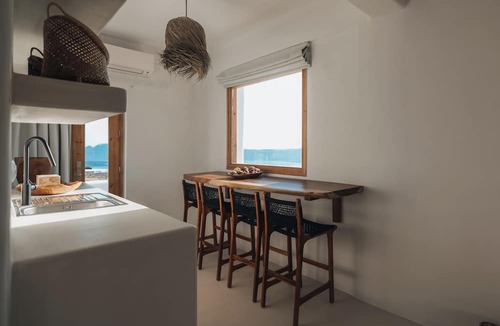 Akrotiri Hotel | Divino Caldera