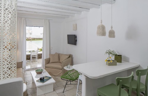 Ornos House | Villa Del Sol