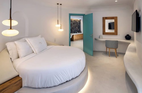 Akrotiri Hotel | La Ponta Villas & Suites