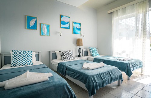 Gazi House | Rodi blue