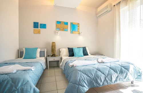 Gazi House | Rodi blue