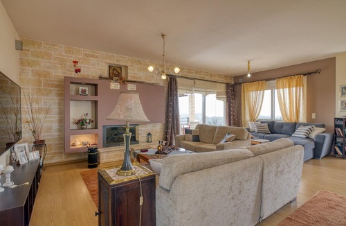 Archea Pissa House | The House Olympia