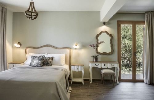 Mousata Hotel | La Signora Hotel
