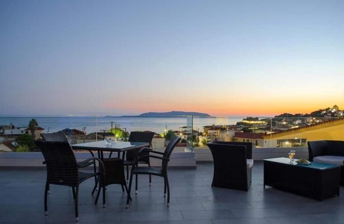 Foinikounta House | Hotel Estia