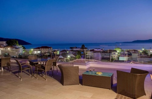 Foinikounta House | Hotel Estia