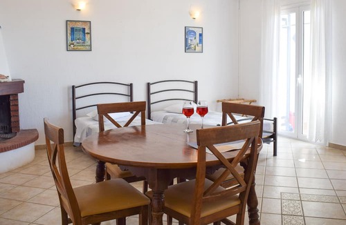 Leivathos Hotel | Dianas Studios