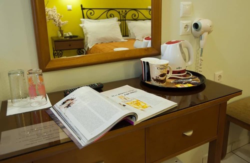 Delfoi Hotel | Pitho