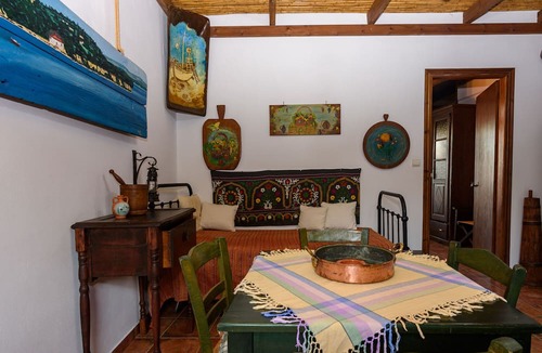Koroni Apartment | Eros Cozy, Perfect Location, Panoramic Sea View