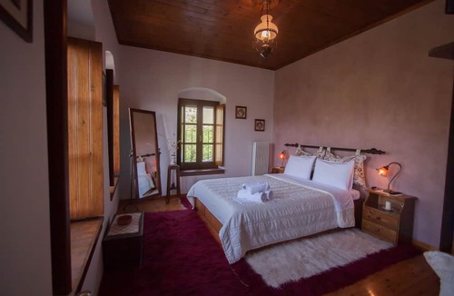 Syrrako House | Casa Calda