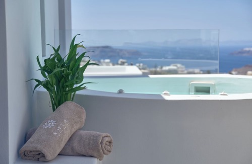 Pyrgos House | Nova Luxury Suites