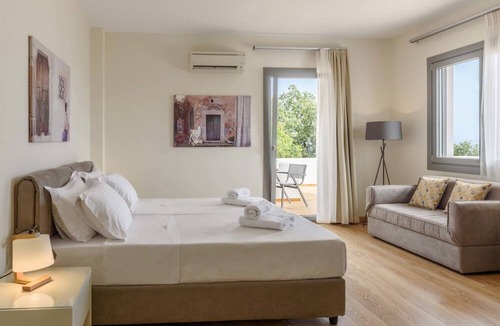 Karfas Hotel | Melia Sol Art Studios