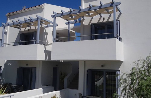 Agia Pelagia House | Zathea Apartments