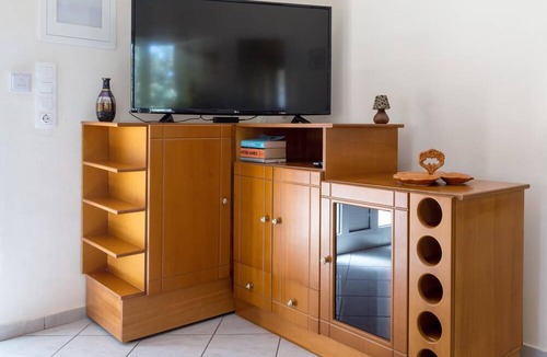 Sfinari Apartment | Palm Beach House