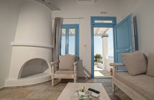 Skiros House | Almyra Guesthouses