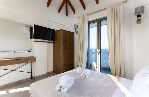 Koroni Apartment | Eneos Boutique Residence - Koroni Garden Nest
