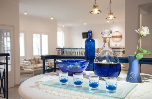 Adamas Hotel | Capetan Giorgantas