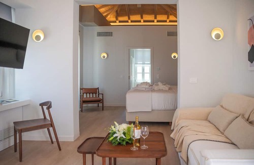 Spetses Hotel | Liberty Suites Spetses