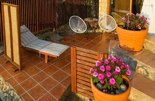 Avia Apartment | Beachfront Avia Nest - Aspa s Getaway