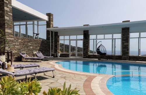 Menites Hotel | Perla Pool Hotel Andros