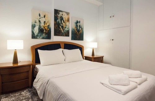 Mousio Apartment | Stylish Renovated 2 Bd Apt in Exarcheia