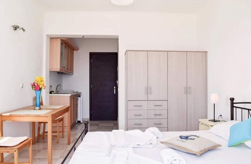 Ratzakli House | Ostria's House