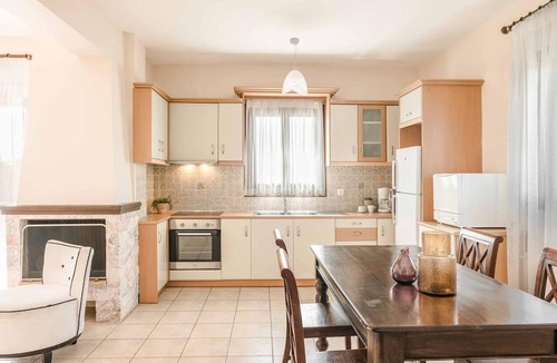 Kaligata Villa | Villa Theodoros - Three Bedroom Villa, Sleeps 6