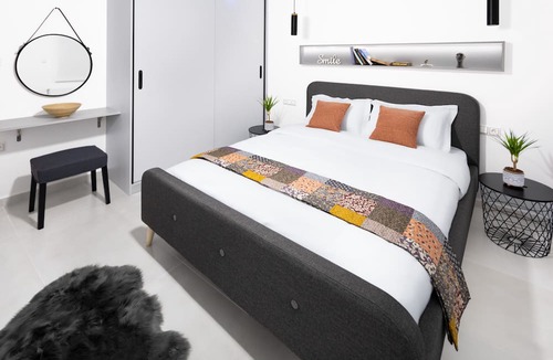 Irakleio House | Andos Cozy & Luxury Upgraded Apartments