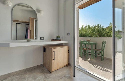 Agia Marina Hotel | Ecoresort Zefyros