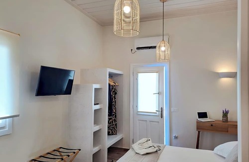 Kamares Hotel | Boufounis Studios