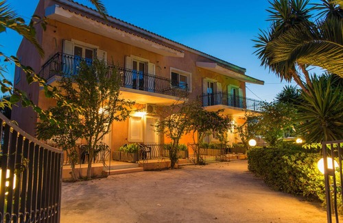 Sarlata House | EVITA STUDIOS