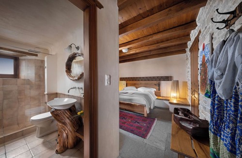 Pinakates Hotel | Sakali Mansion