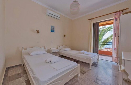 Kavos House | Seafront Apartments
