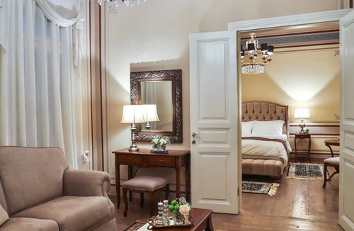 Old Town Hotel | 1905 Boutique Hotel