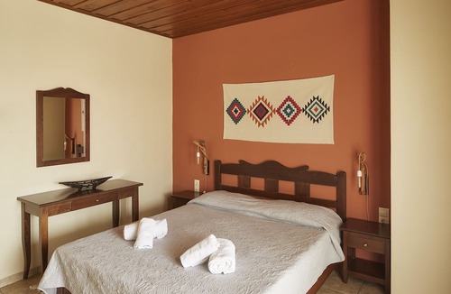 Asites House | Earino