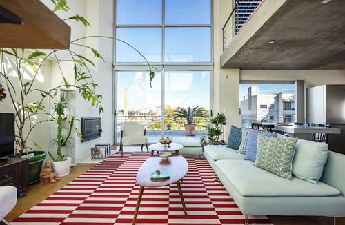 Gazi Apartment | Architect Designed 3Bd Residence